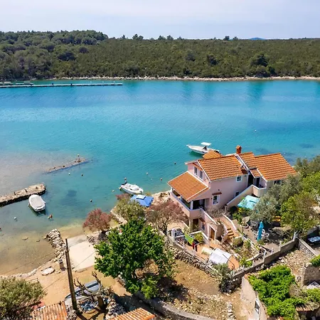 Beautiful In Appartement Punta Križa