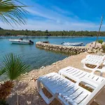 Beautiful In * Punta Križa